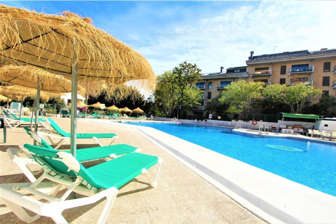 Piso En Alquiler En Benalmadena Costa Appartement Buitenkant foto